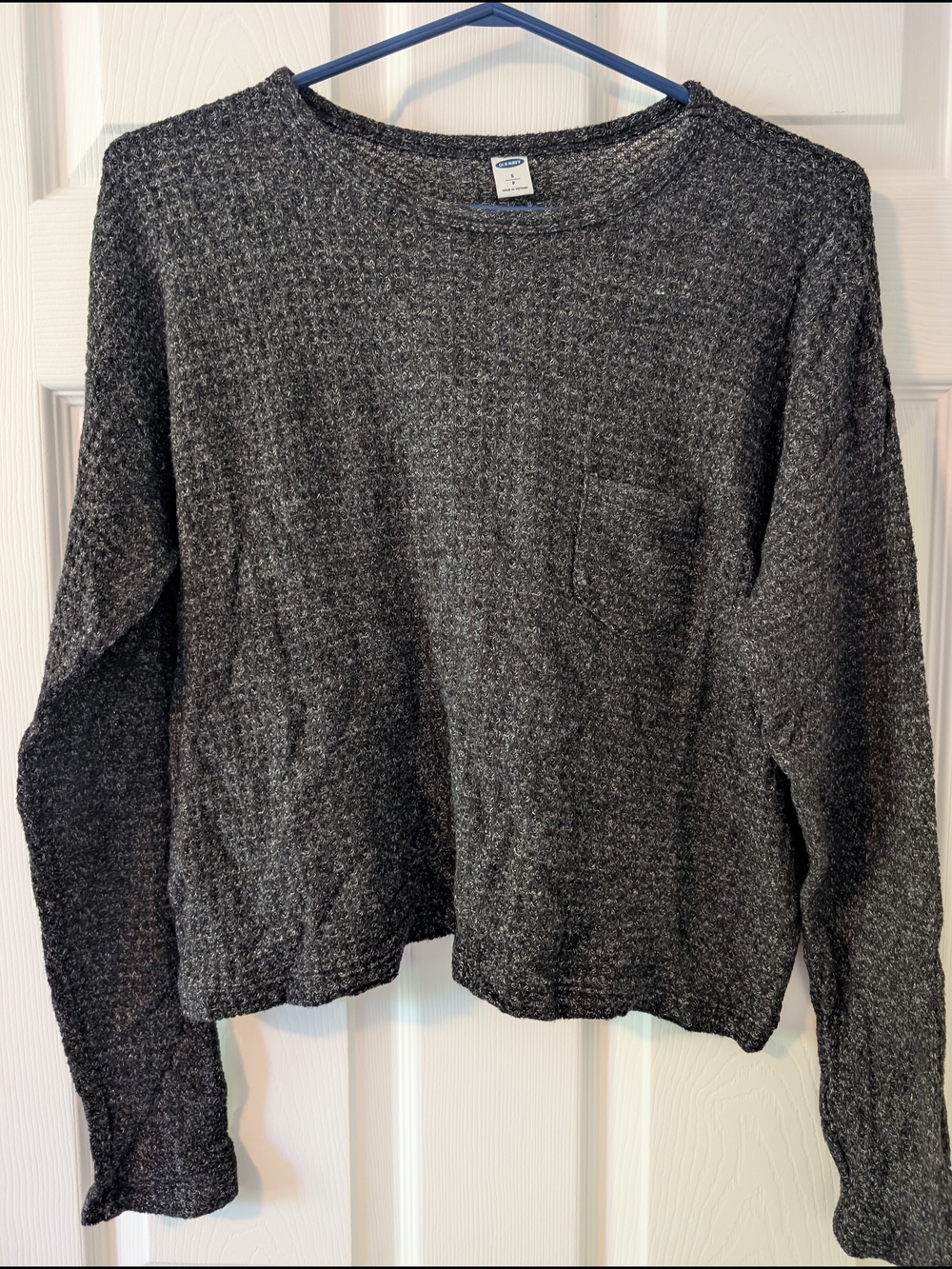 Old Navy Charcoal Cropped Long sleeve with Pocket
